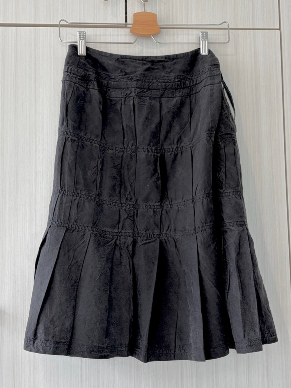 Club Monaco Black 100% Silk Skirt with Side tie